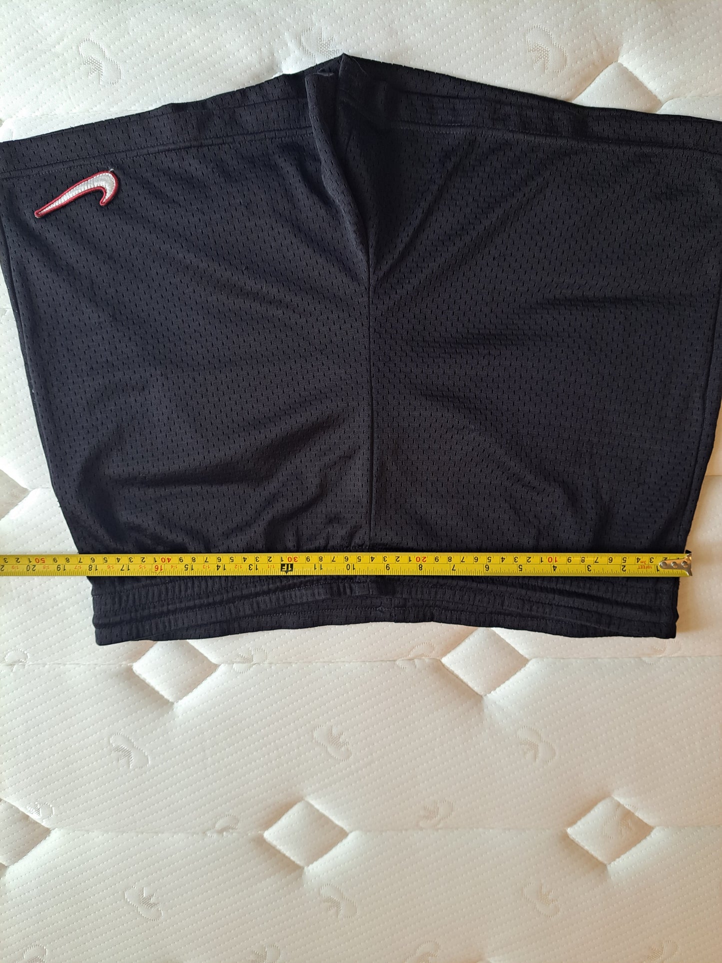Nike Black Mesh Sports Shorts Y2K Gym Shorts Size M