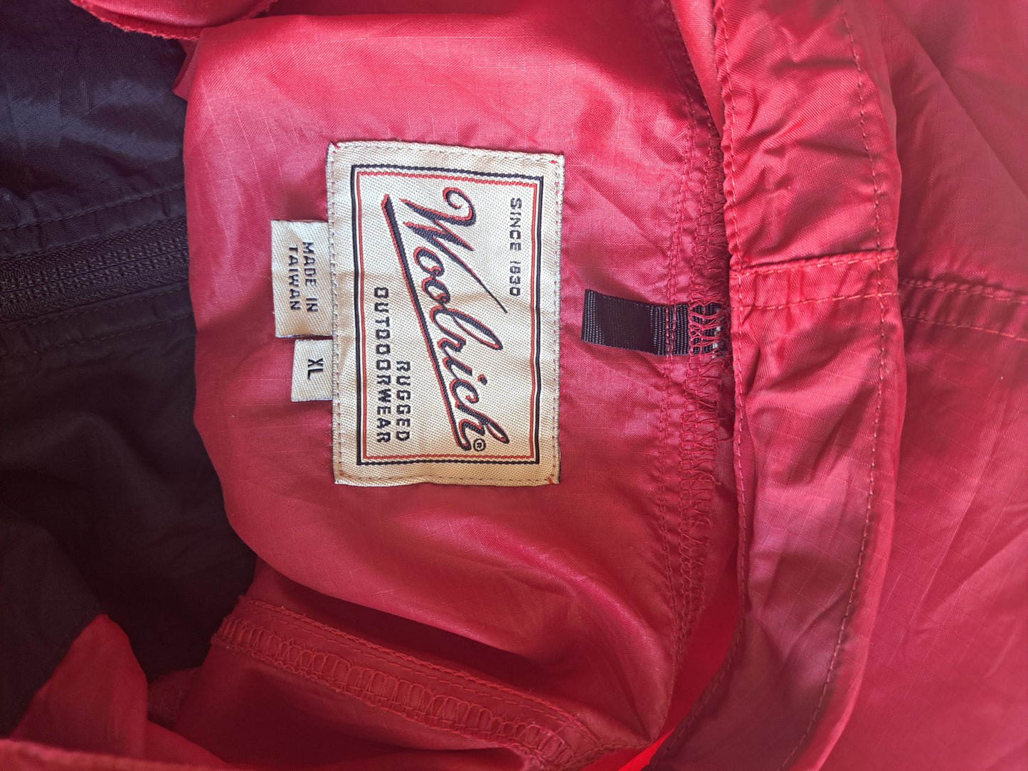 Woodland XL Red Festival Rain Jacket Lightweight Outdoor Windbreaker Packaway Un