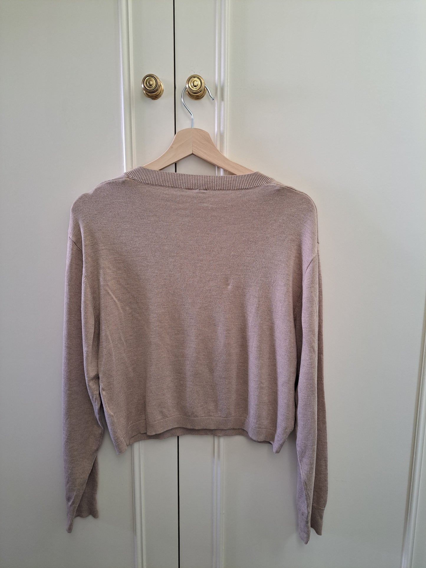 Women’s Beige V Neck Lightweight Knit Jumper Size S Soft Minimal Sweater