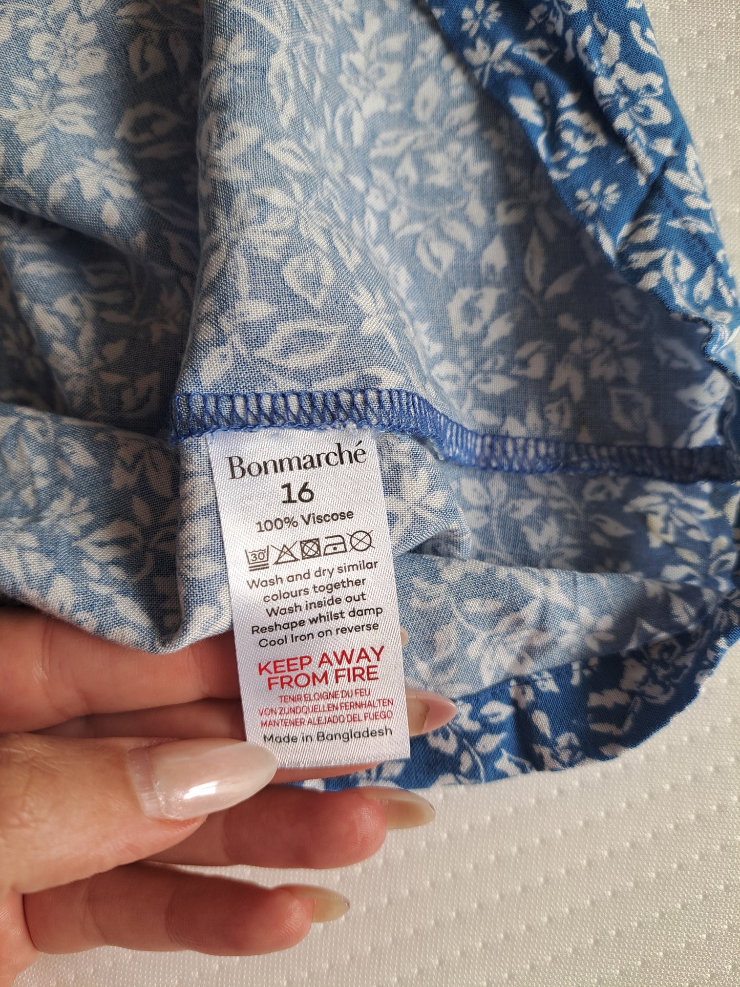 Bonmarché Blue Floral Tunic Top Size 16 100% Viscose Relaxed Fit Blouse