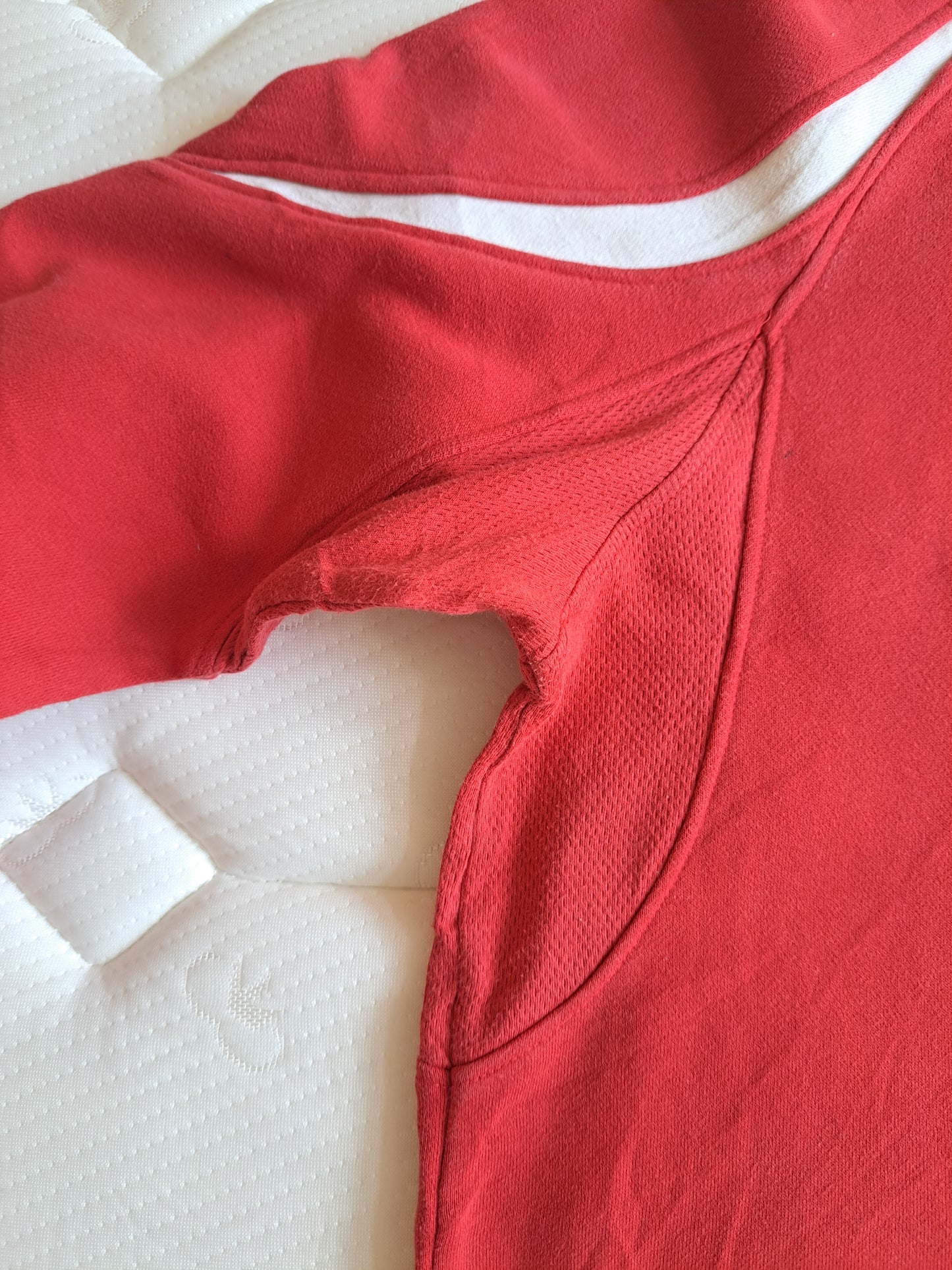 Reebok Red Y2K Hoodie XS Vintage Style Sports Sweatshirt