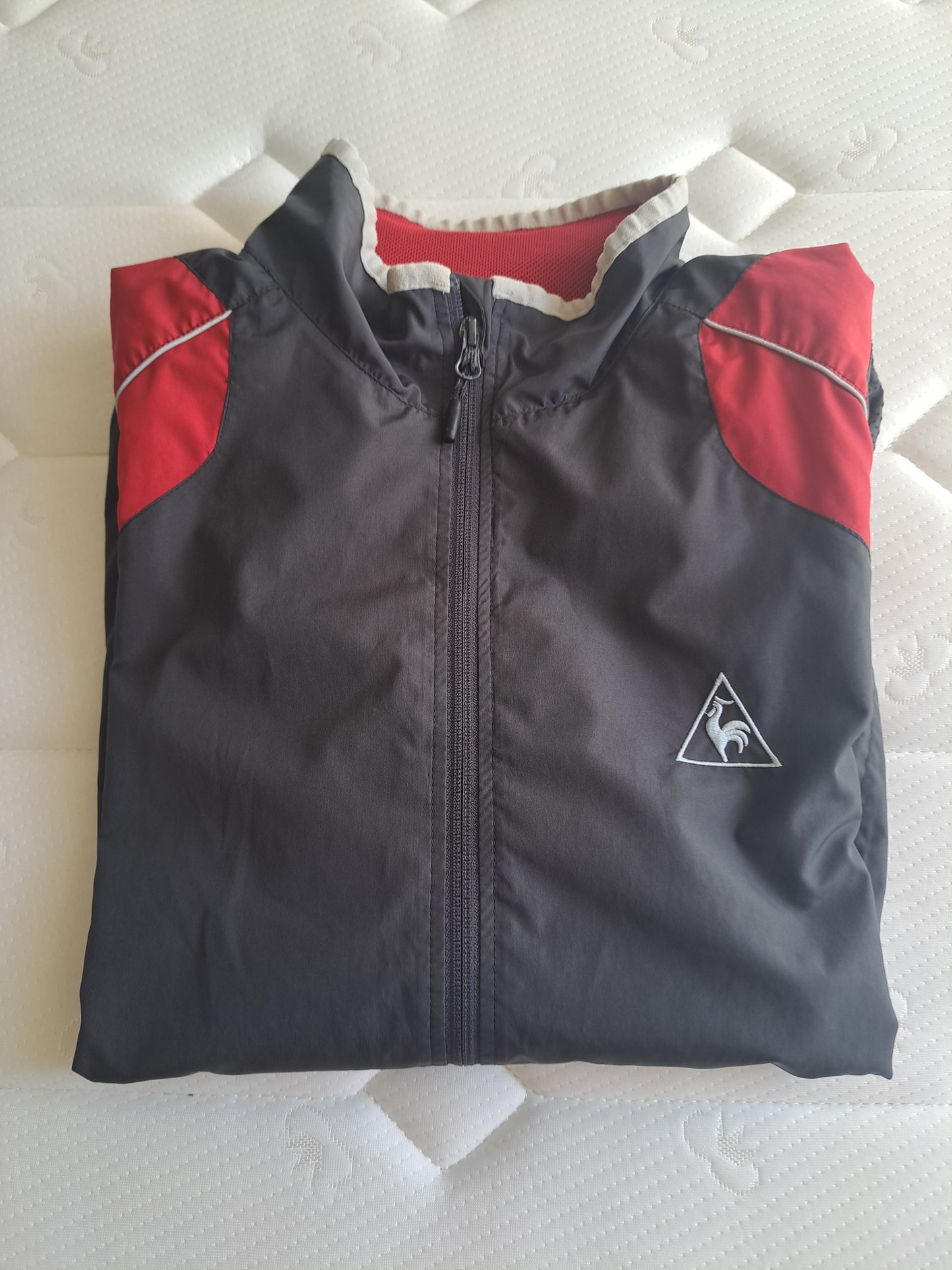 Le Coq Sportif Dark Grey/Washed Black Red Windbreaker Jacket Size L