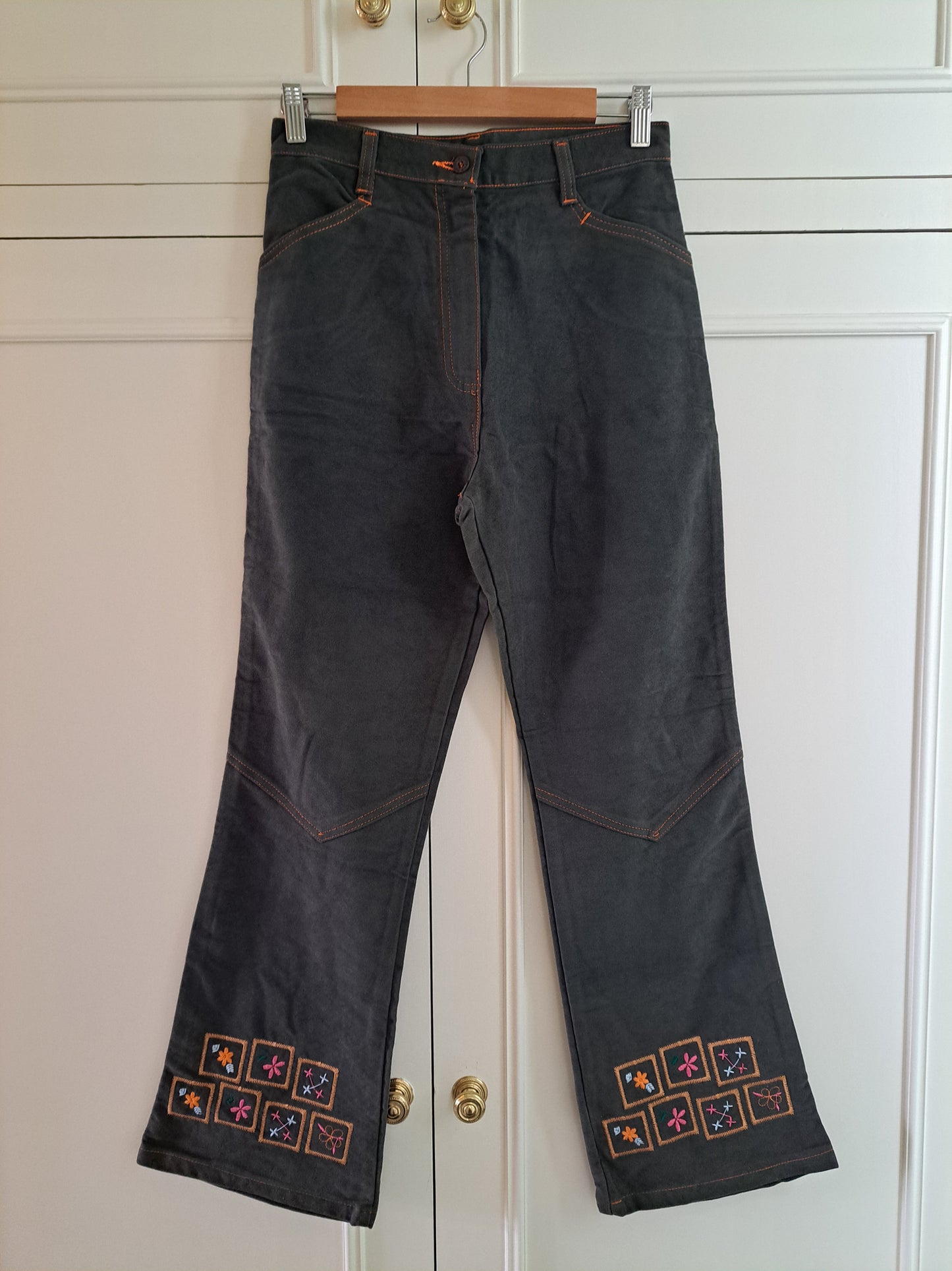 Y2K Green Embroidered Flared Trousers Made in Italy Boho Festival Pants