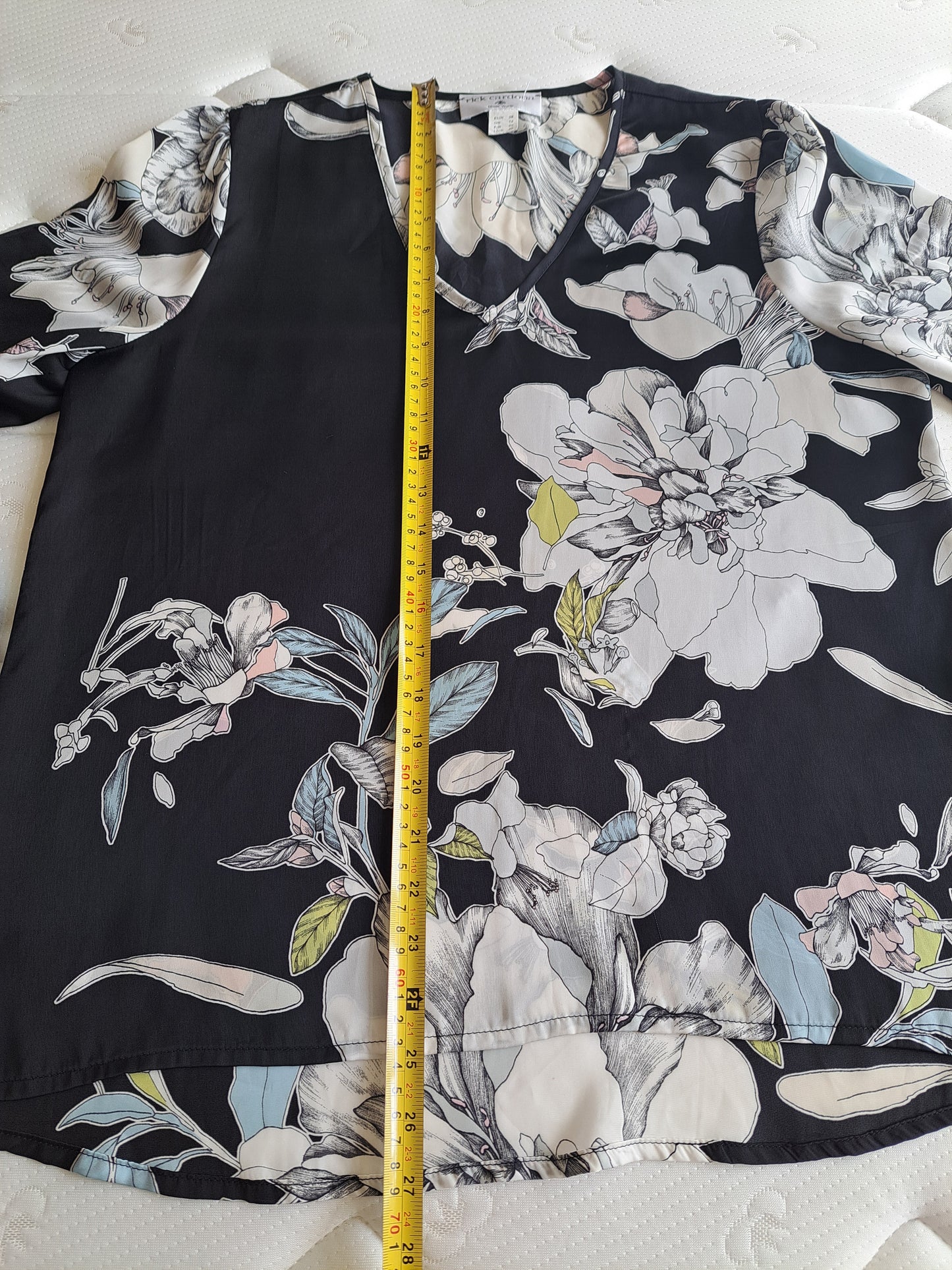 Rick Cardona Floral Blouse Size 12 Navy Long Sleeve V-Neck Statement Top