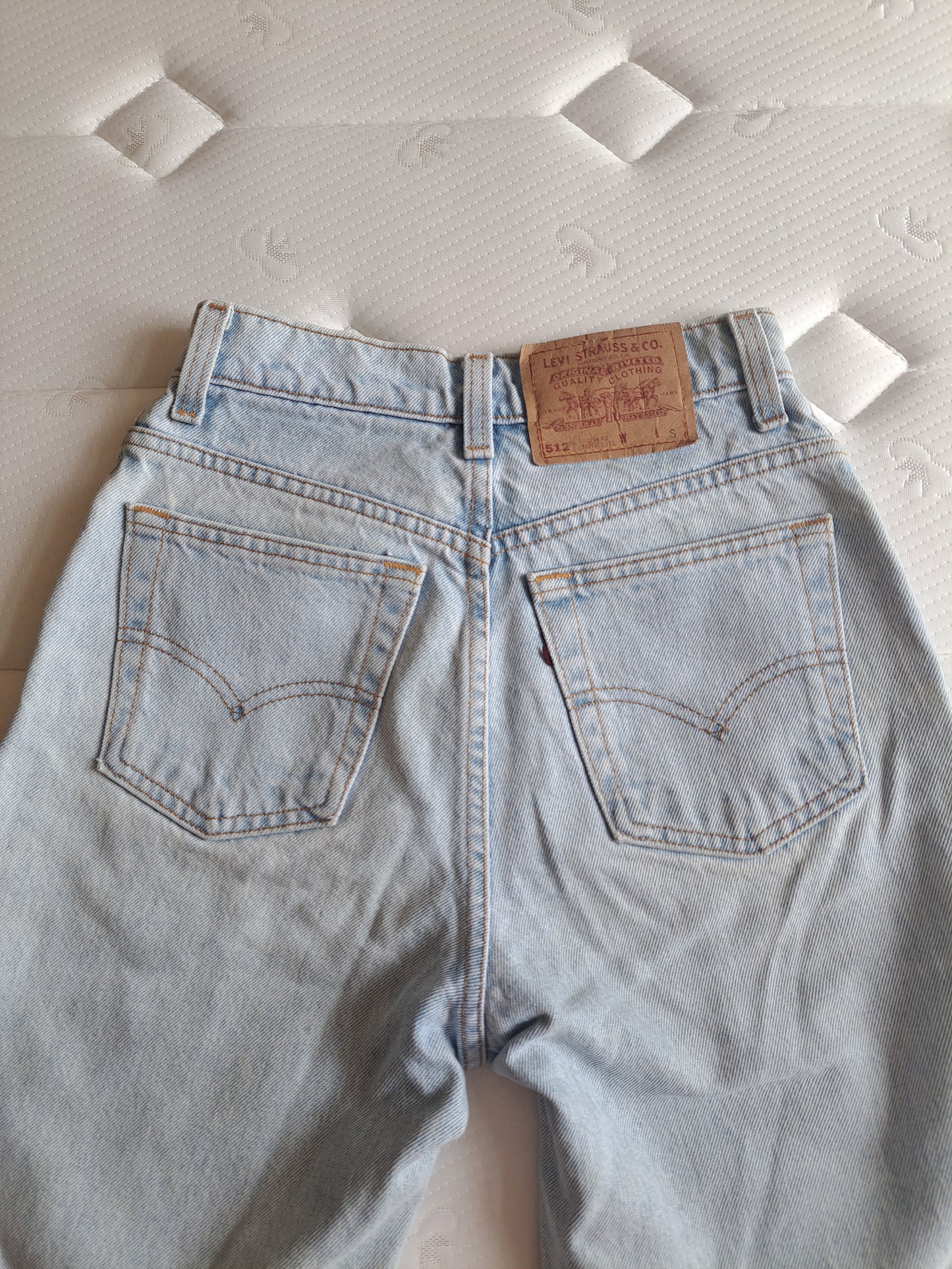 Levi's 512 High Waist Tapered Leg Jeans Light Wash Blue Denim W28 L30