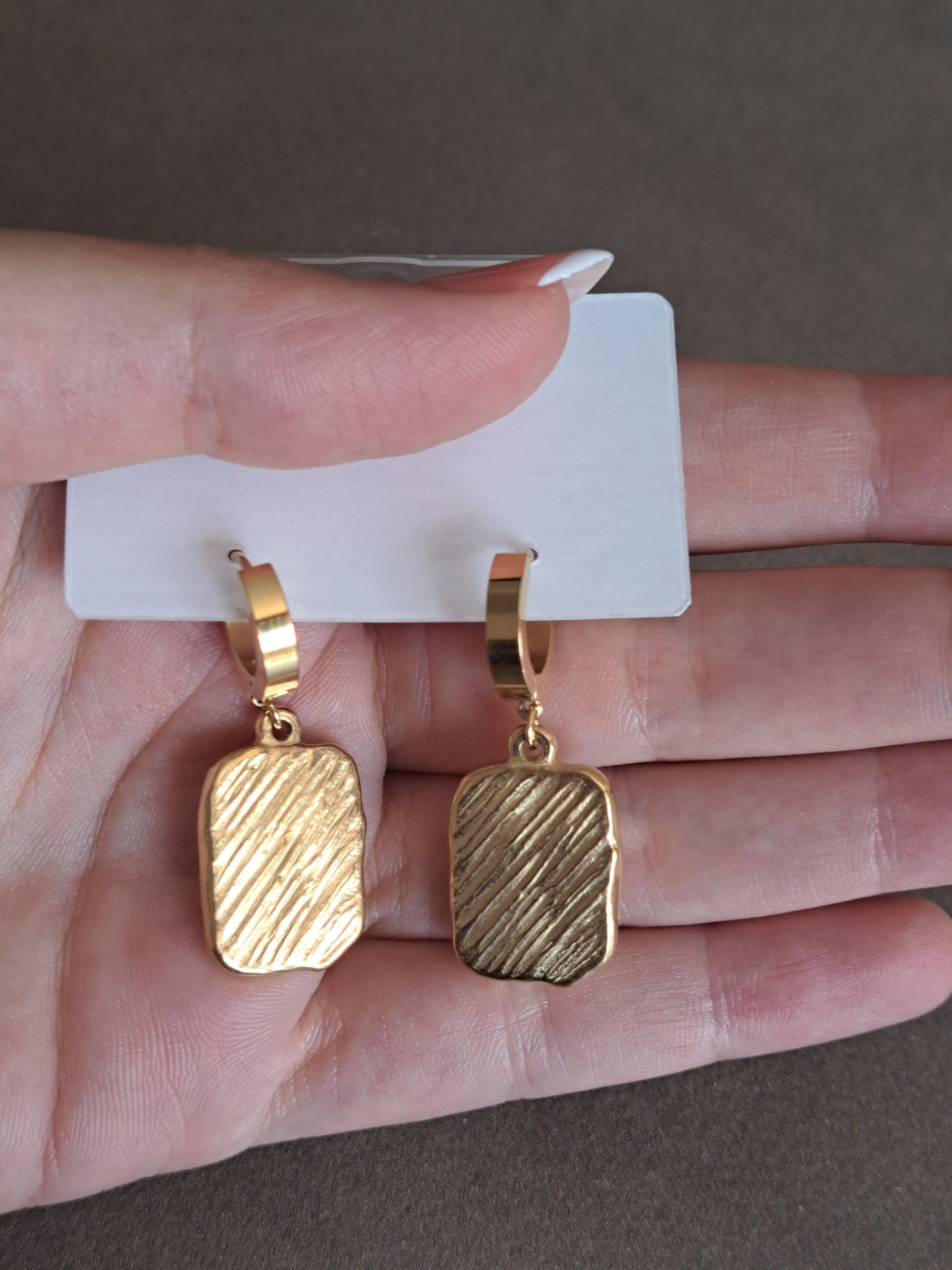 Stainless Steel Gold Tone Drop Earrings Cream Cat's Eye Effect Earrings Vint