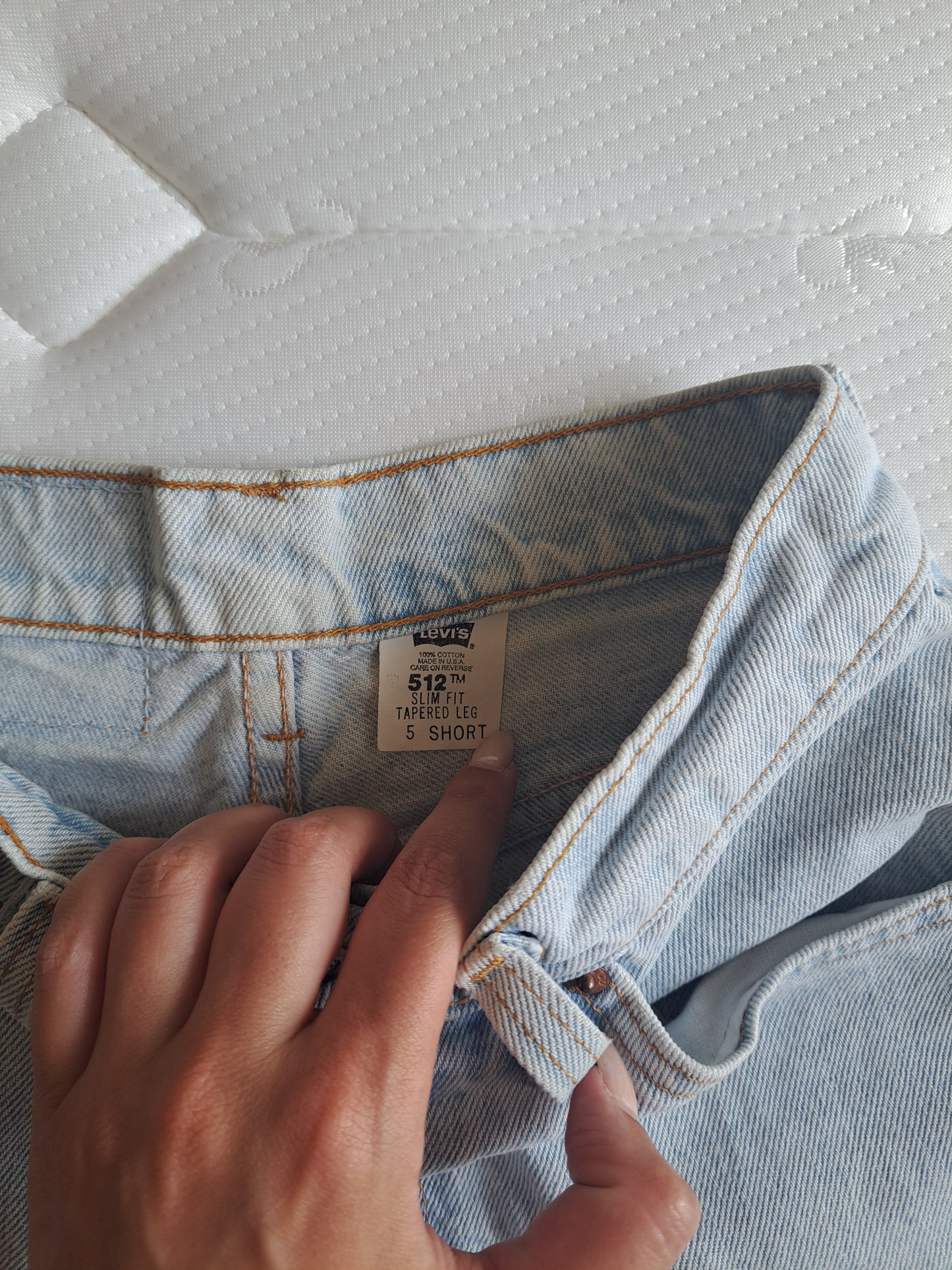 Levi's 512 High Waist Tapered Leg Jeans Light Wash Blue Denim W28 L30