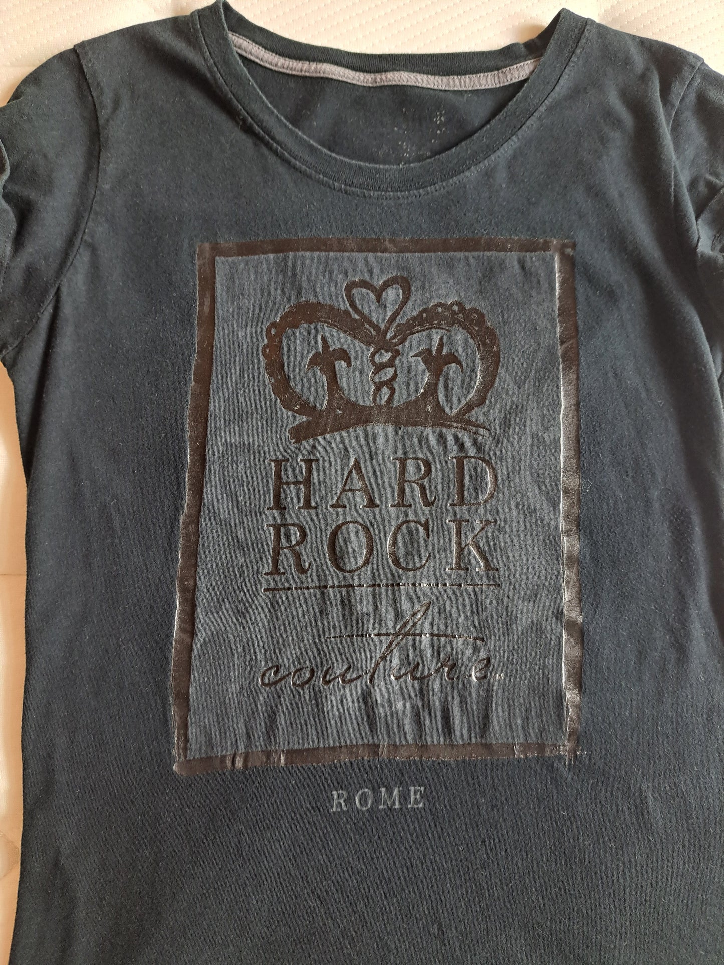 Hard Rock Couture Black Graphic T Shirt Slim Fit Women’s Size S/M