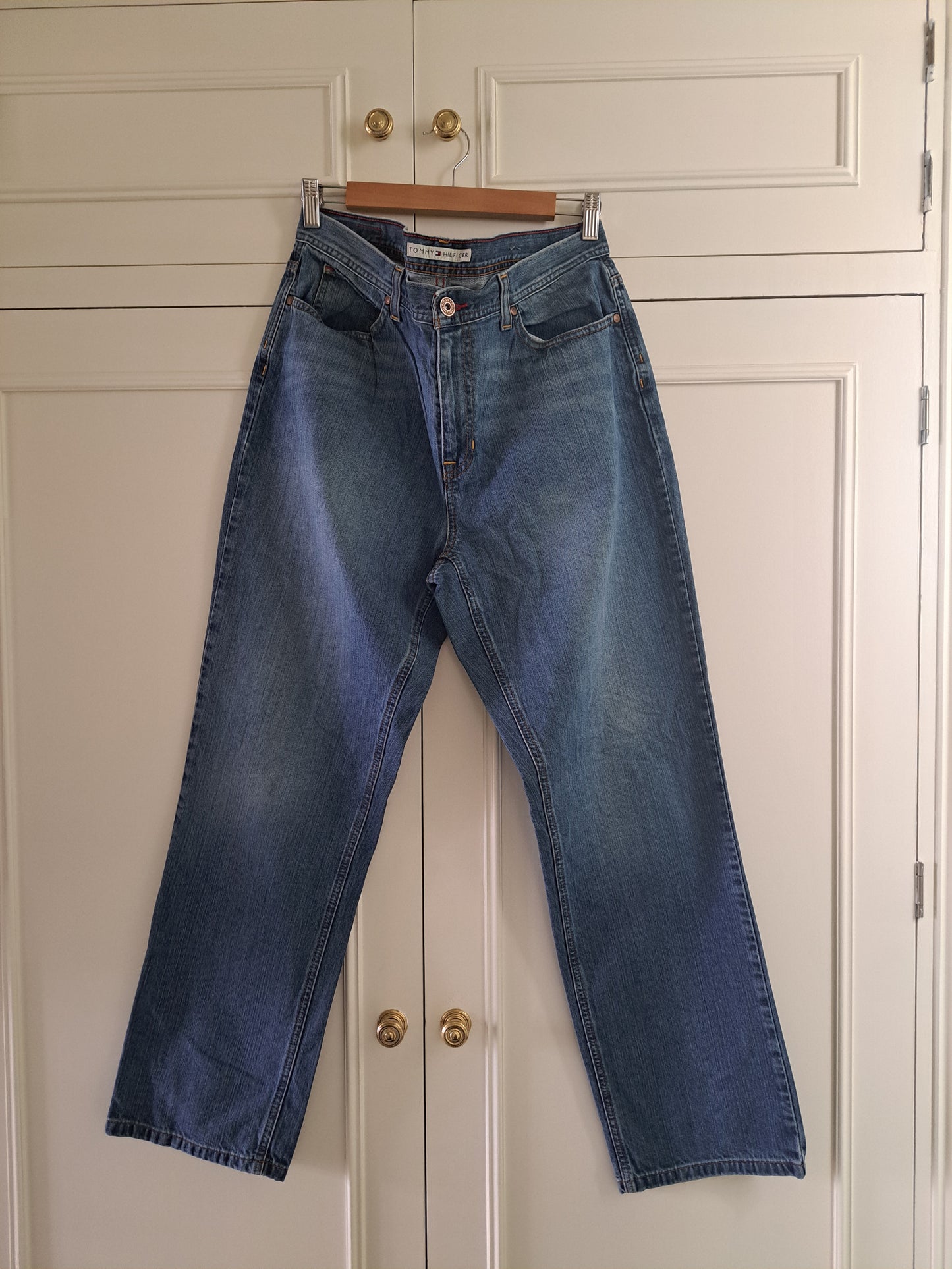 Tommy Hilfiger Women’s Blue Denim Jeans Small Straight Leg Classic Fit
