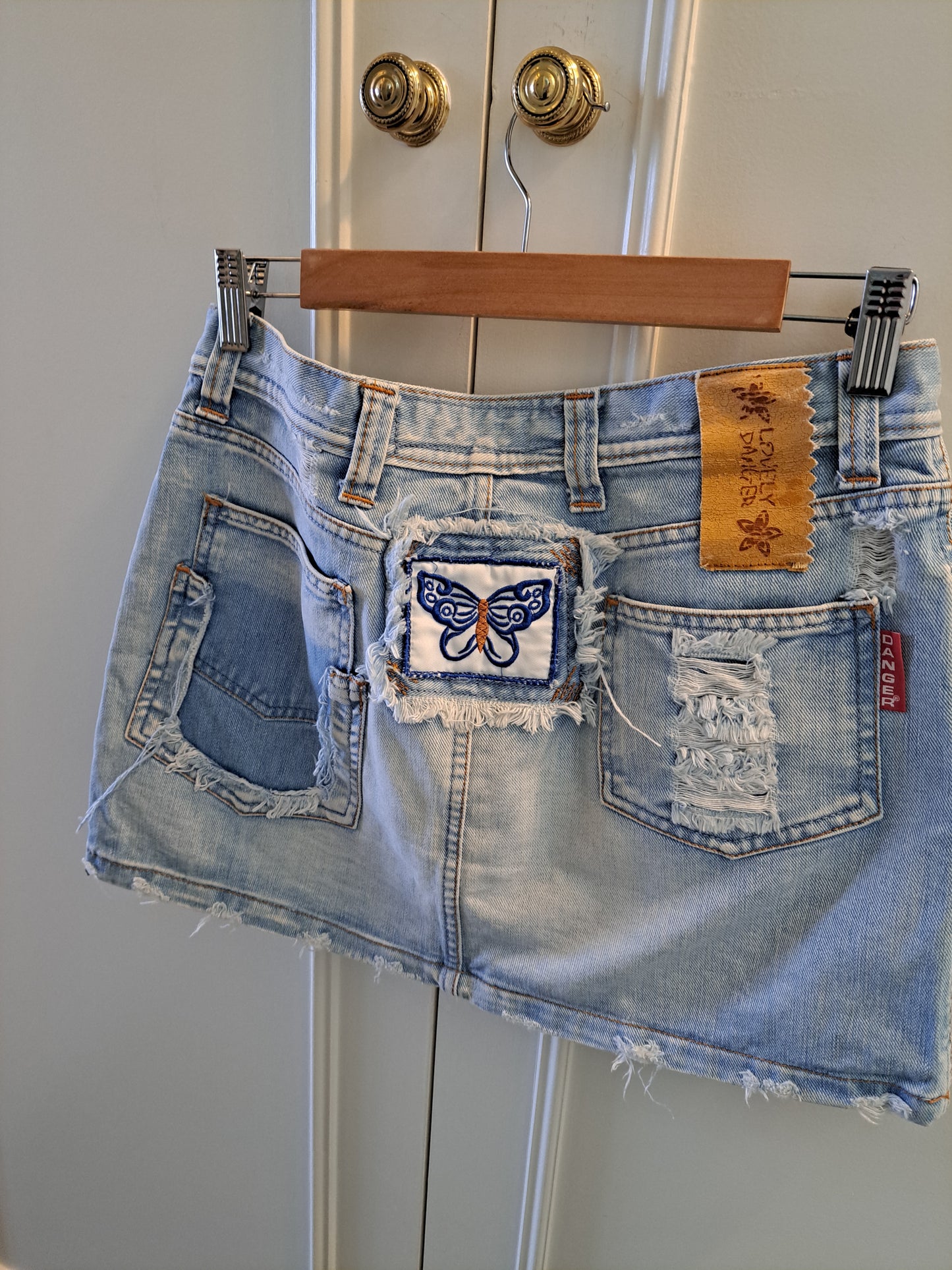 Y2K Distressed Denim Mini Skirt Size 30/44 Light Wash Patchwork Mini Skirt