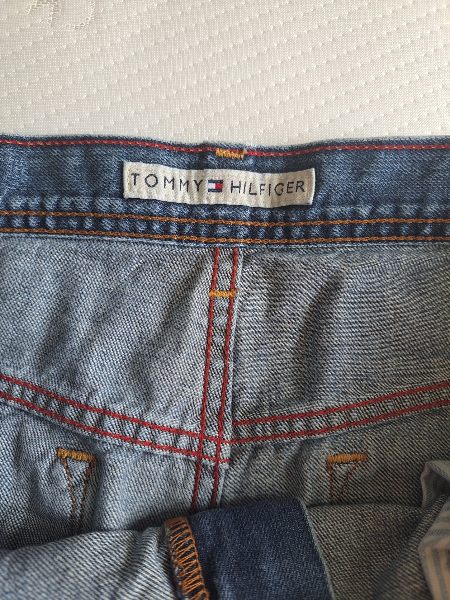 Tommy Hilfiger Women’s Blue Denim Jeans Small Straight Leg Classic Fit