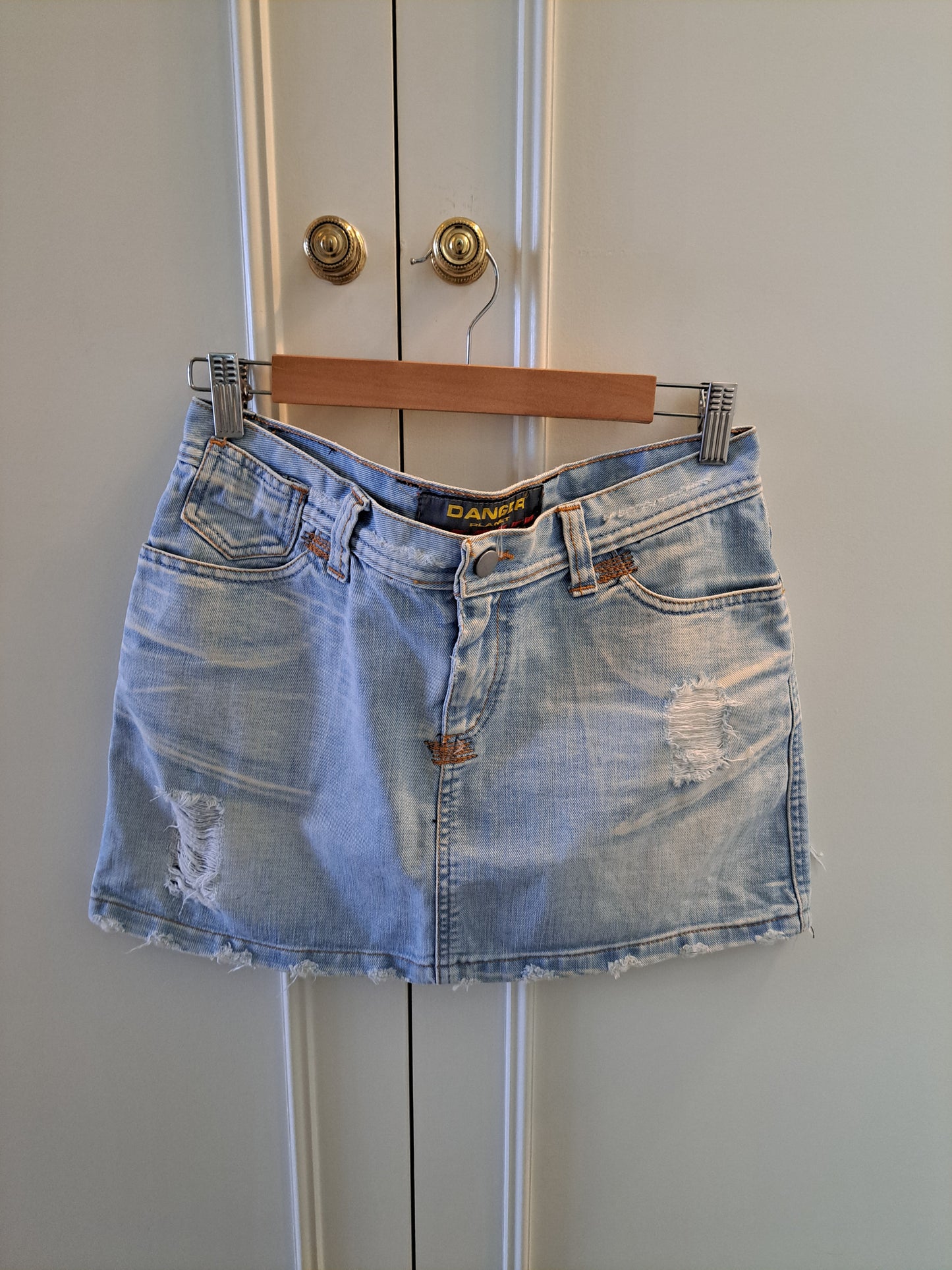 Y2K Distressed Denim Mini Skirt Size 30/44 Light Wash Patchwork Mini Skirt