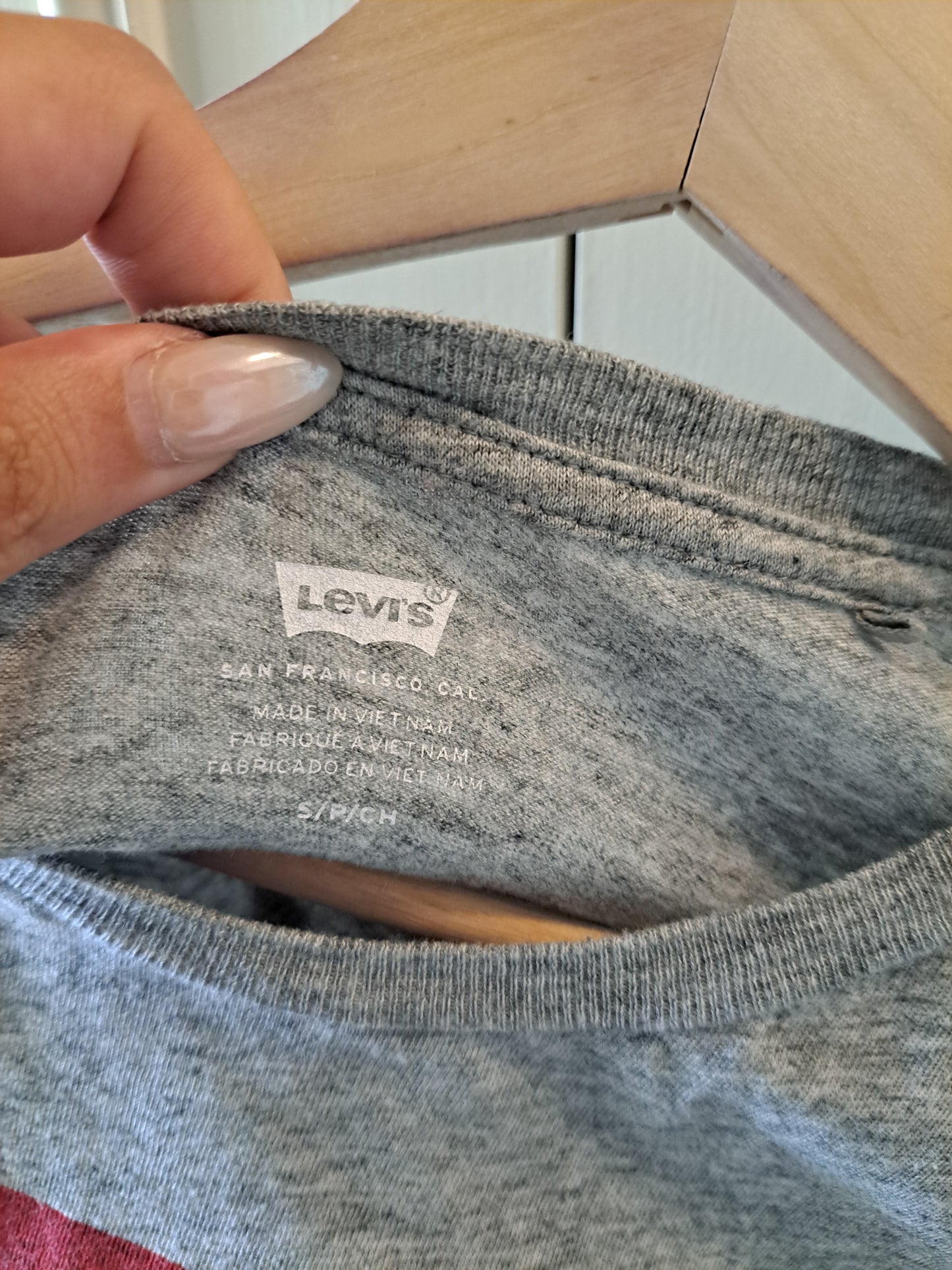 Levi's Grey Logo T-Shirt Women's Casual Graphic Tee Short Sleeve Top
