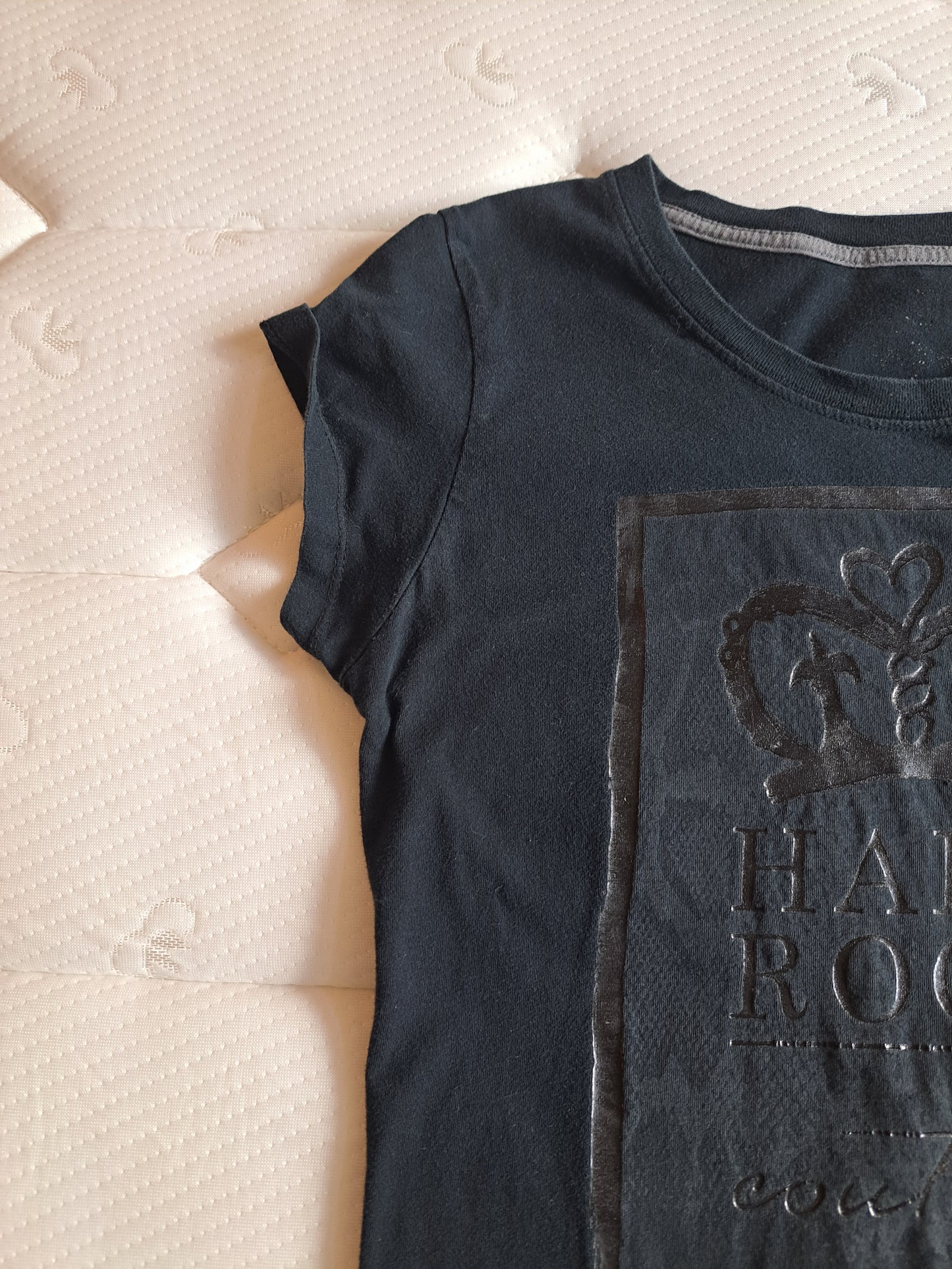 Hard Rock Couture Black Graphic T Shirt Slim Fit Women’s Size S/M