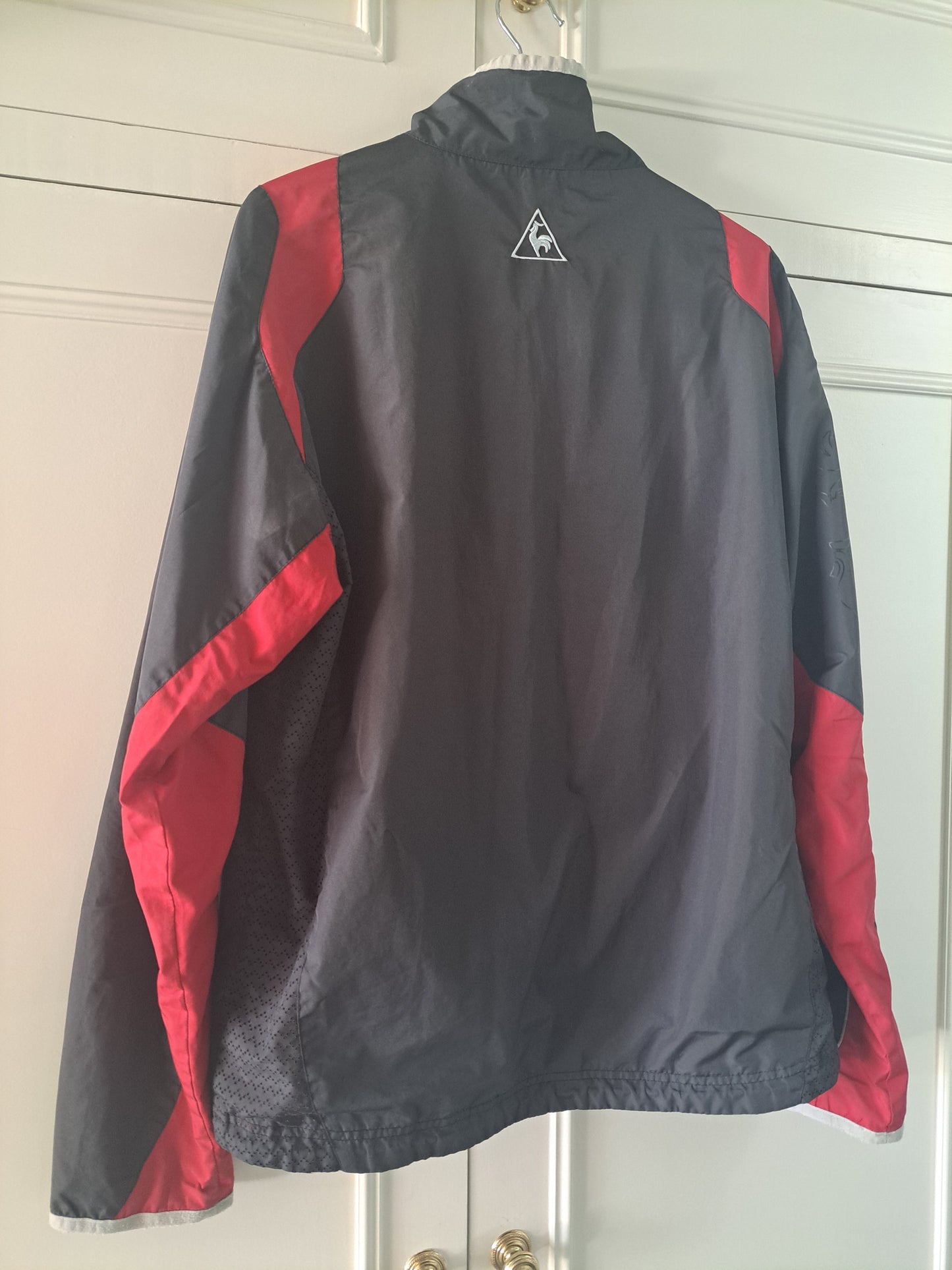 Le Coq Sportif Dark Grey/Washed Black Red Windbreaker Jacket Size L