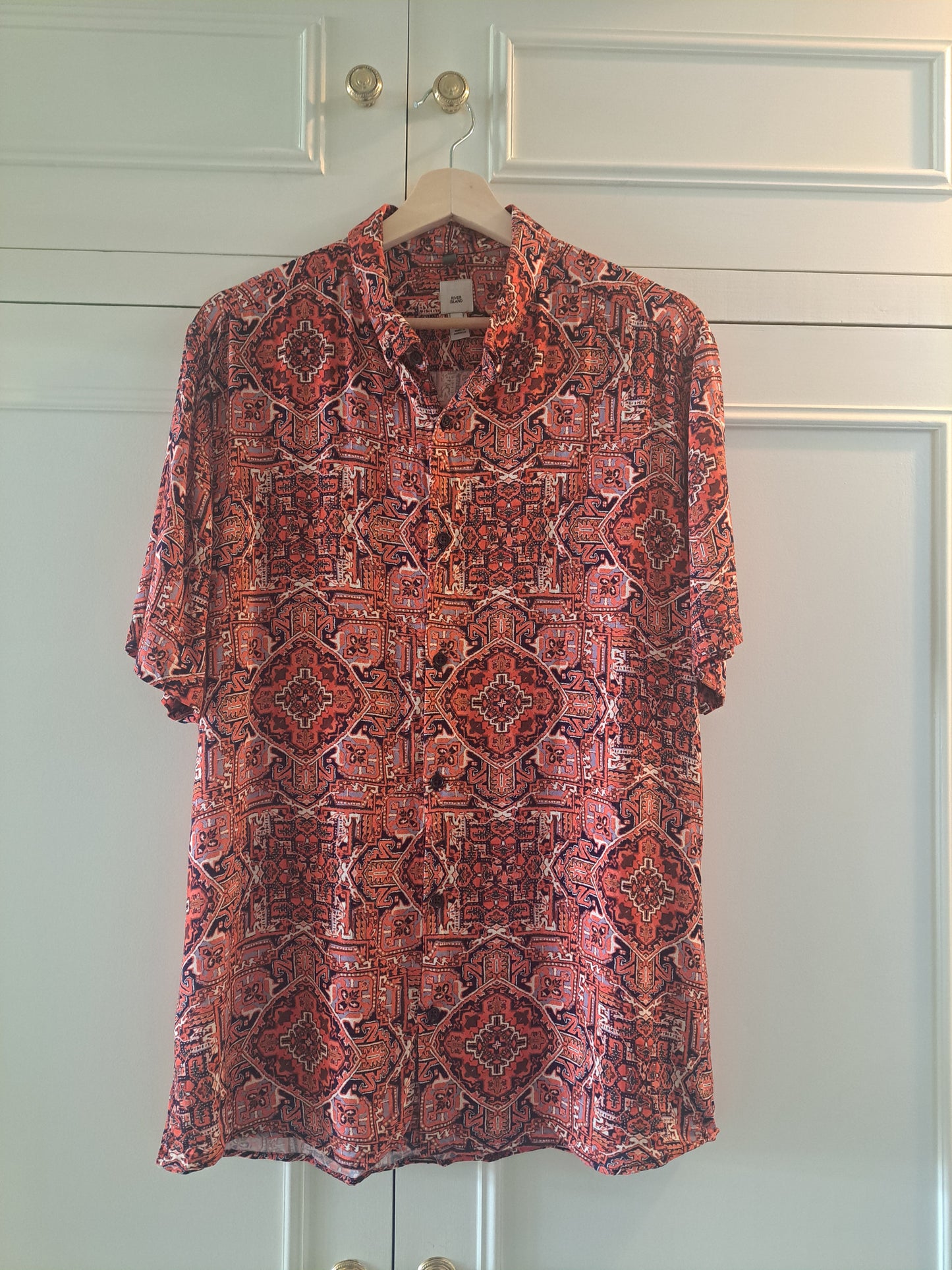 River Island Men's Short Sleeve Pattern Shirt Pink Red Festival Holiday Summer S
