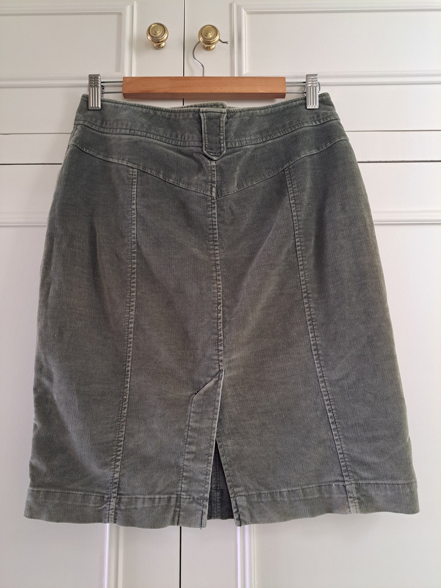 Jaeger Olive Green Corduroy Skirt Size 12 Knee Length Cotton Blend