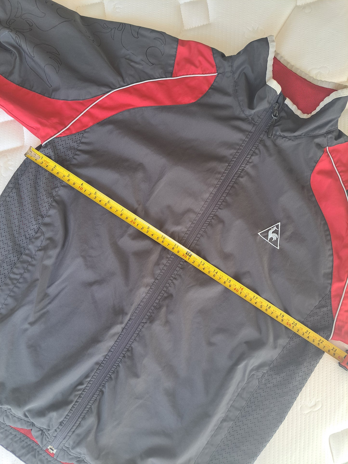 Le Coq Sportif Dark Grey/Washed Black Red Windbreaker Jacket Size L