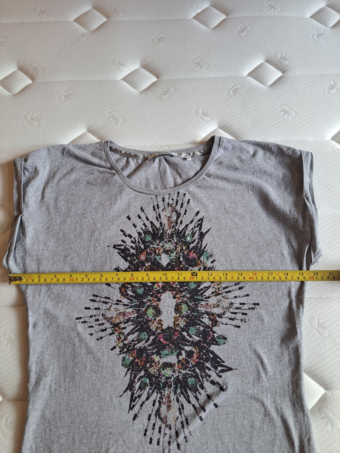 Rich & Royal Grey Graphic T-Shirt Size M Embellished Cotton Tee