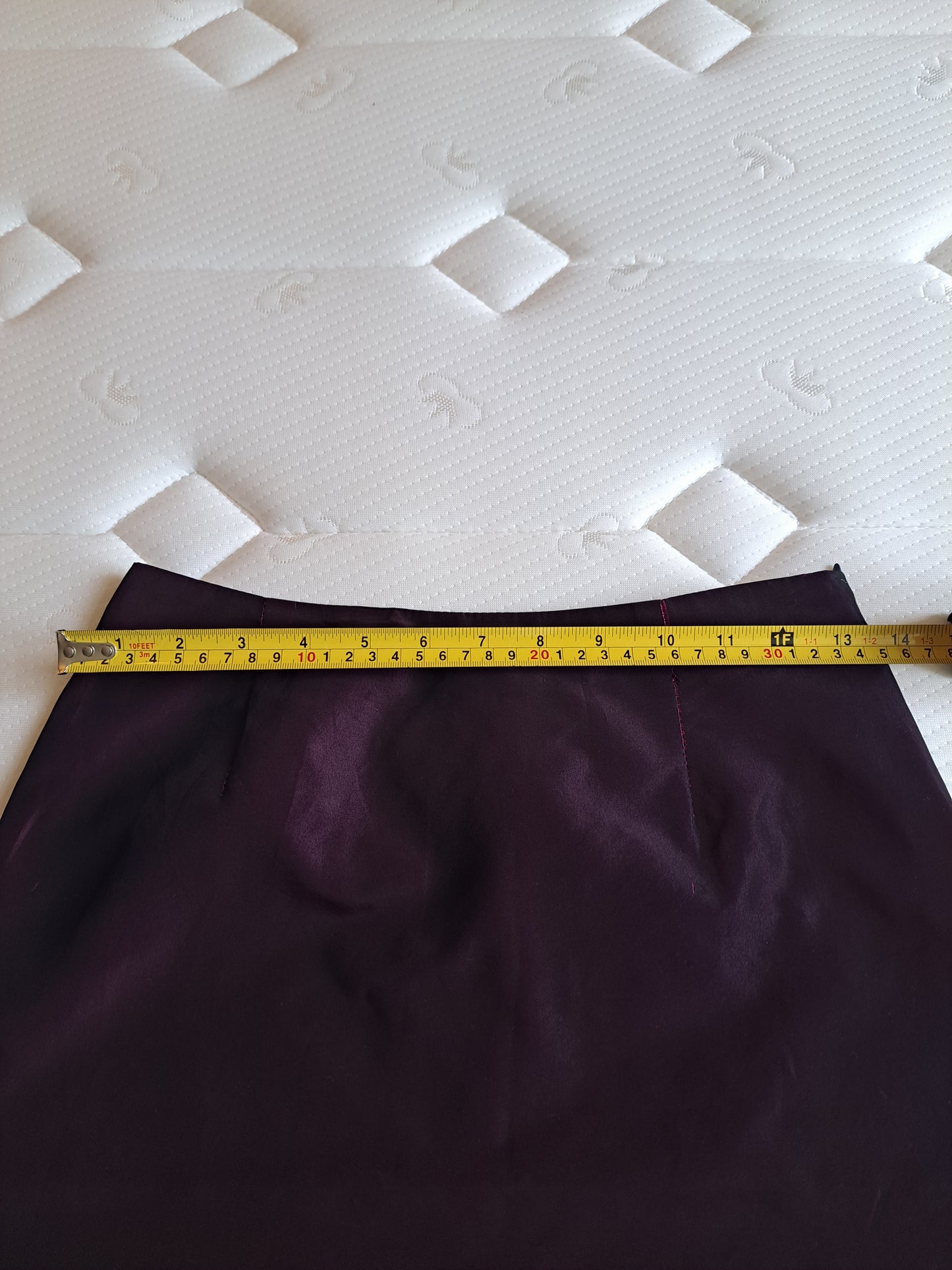 Le Complici Purple Satin A-Line Midi Skirt Size S Floral Appliqué Made in Italy