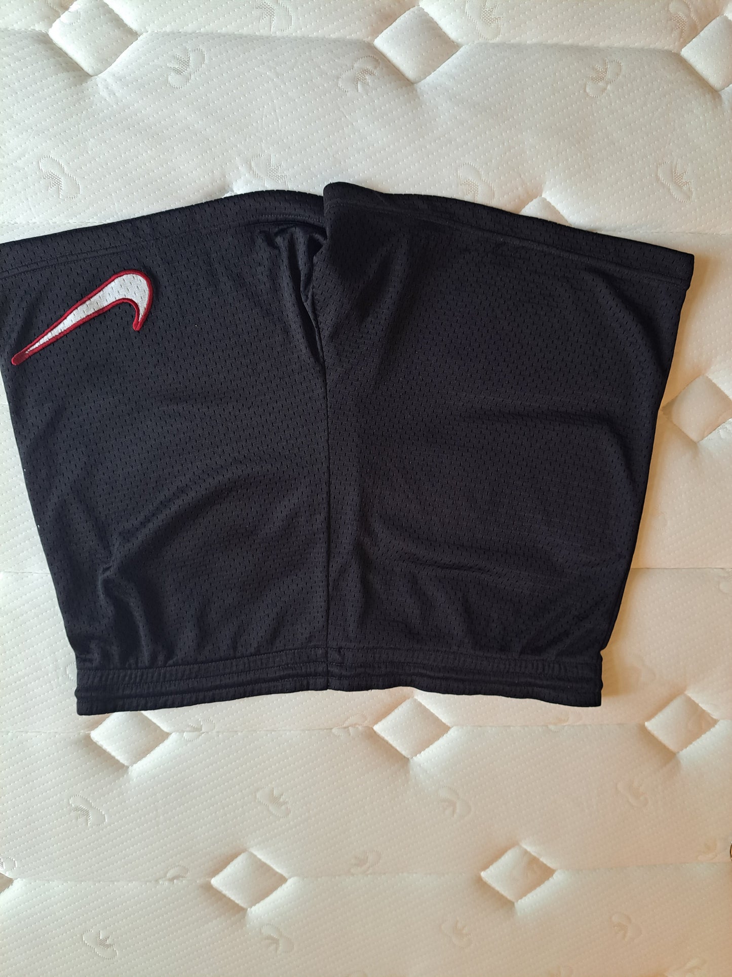 Nike Black Mesh Sports Shorts Y2K Gym Shorts Size M