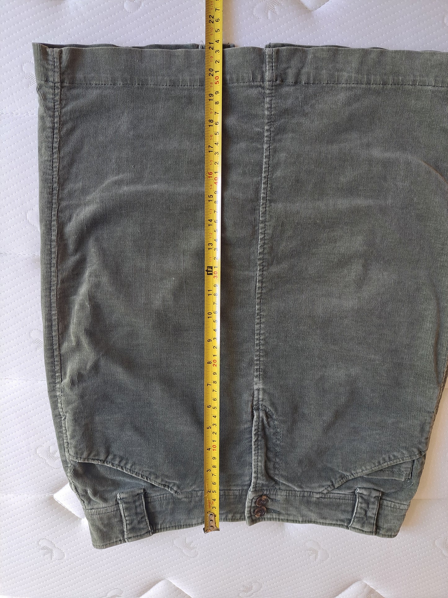 Jaeger Olive Green Corduroy Skirt Size 12 Knee Length Cotton Blend