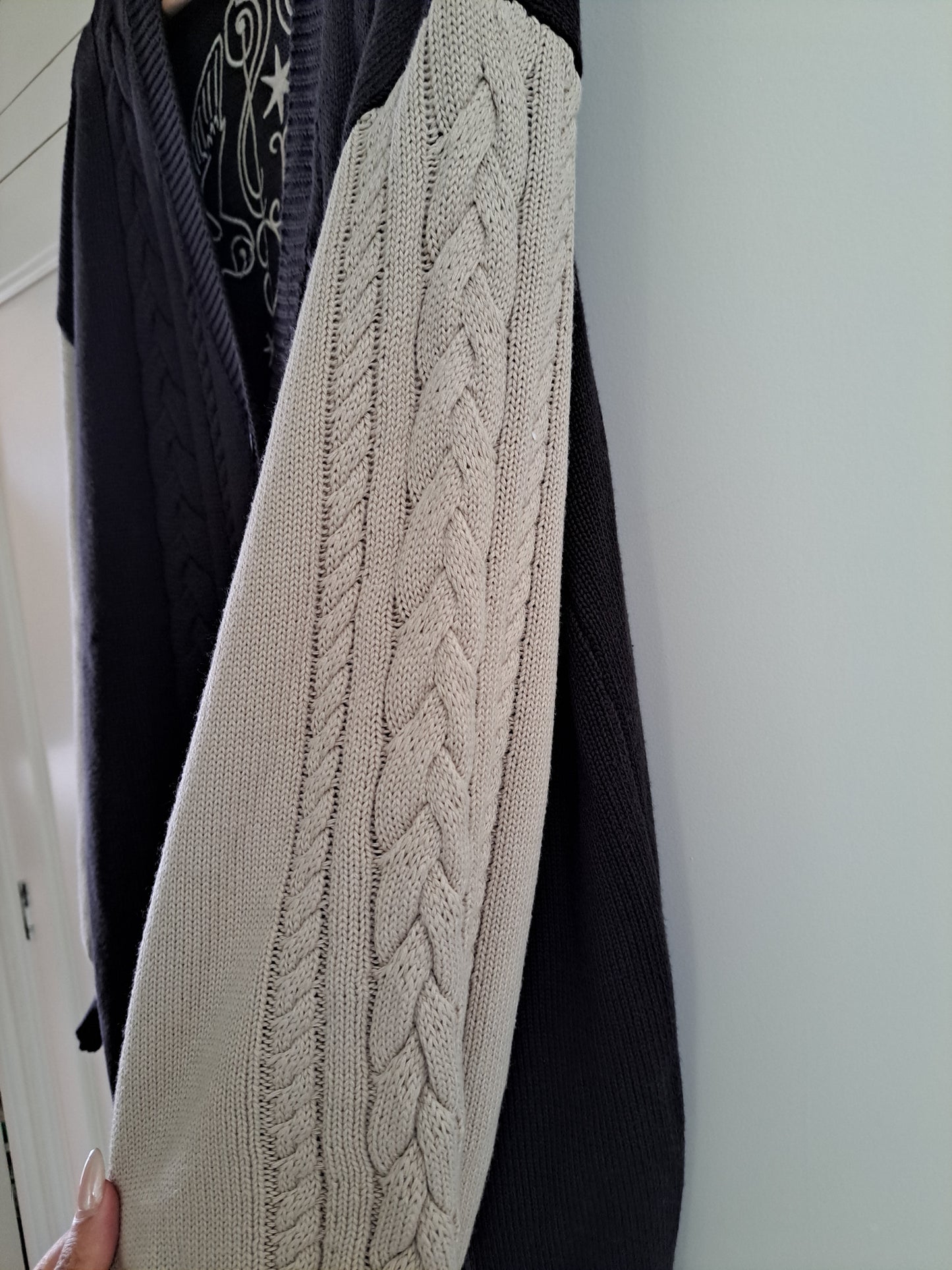 Harry Potter Cardigan XL Knit Button Up Wizarding World EMP Oversized