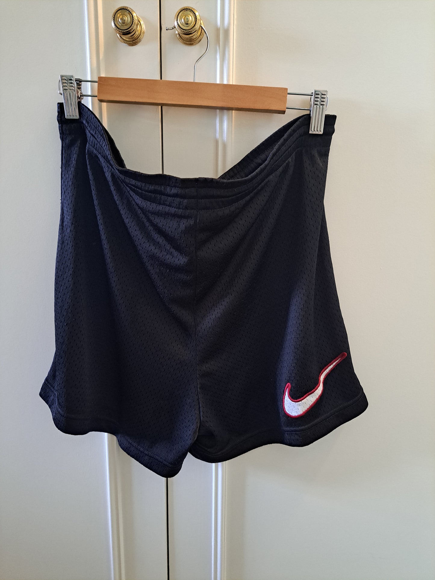 Nike Black Mesh Sports Shorts Y2K Gym Shorts Size M