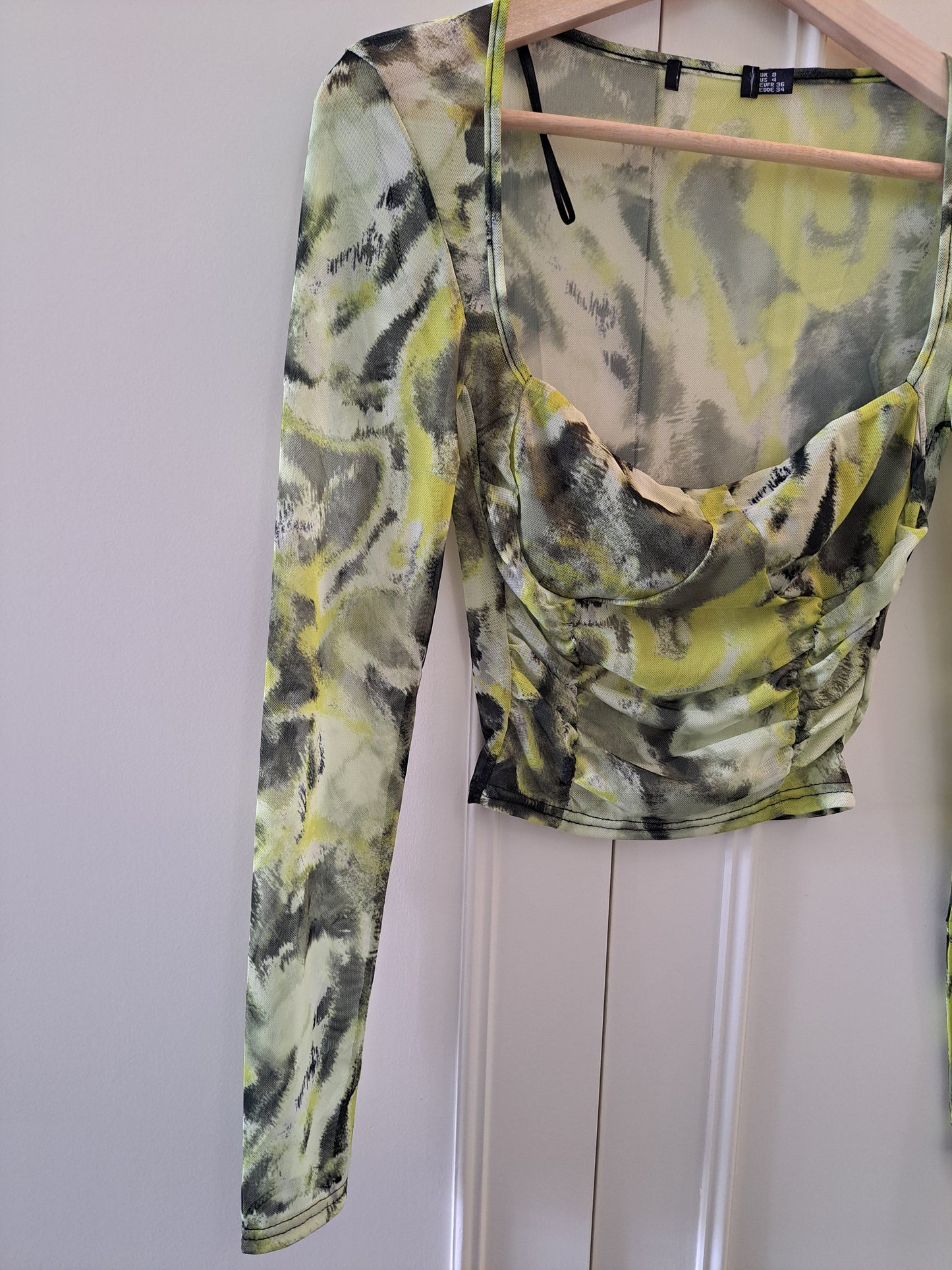 Green Mesh Ruched Long Sleeve Crop Top Size 8