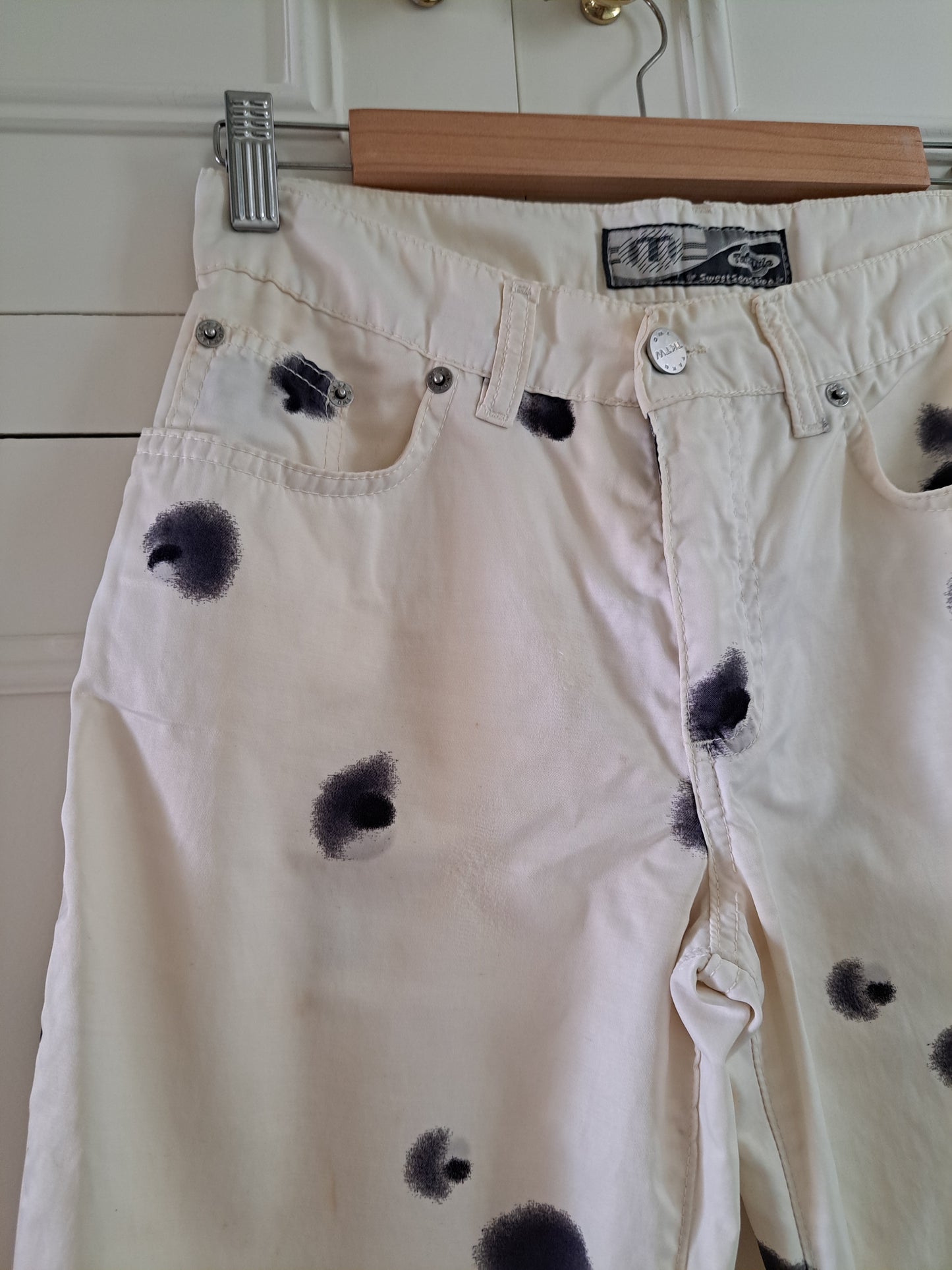 Y2K Cream White Spray Print Flared Jeans Low Rise Festival Trousers