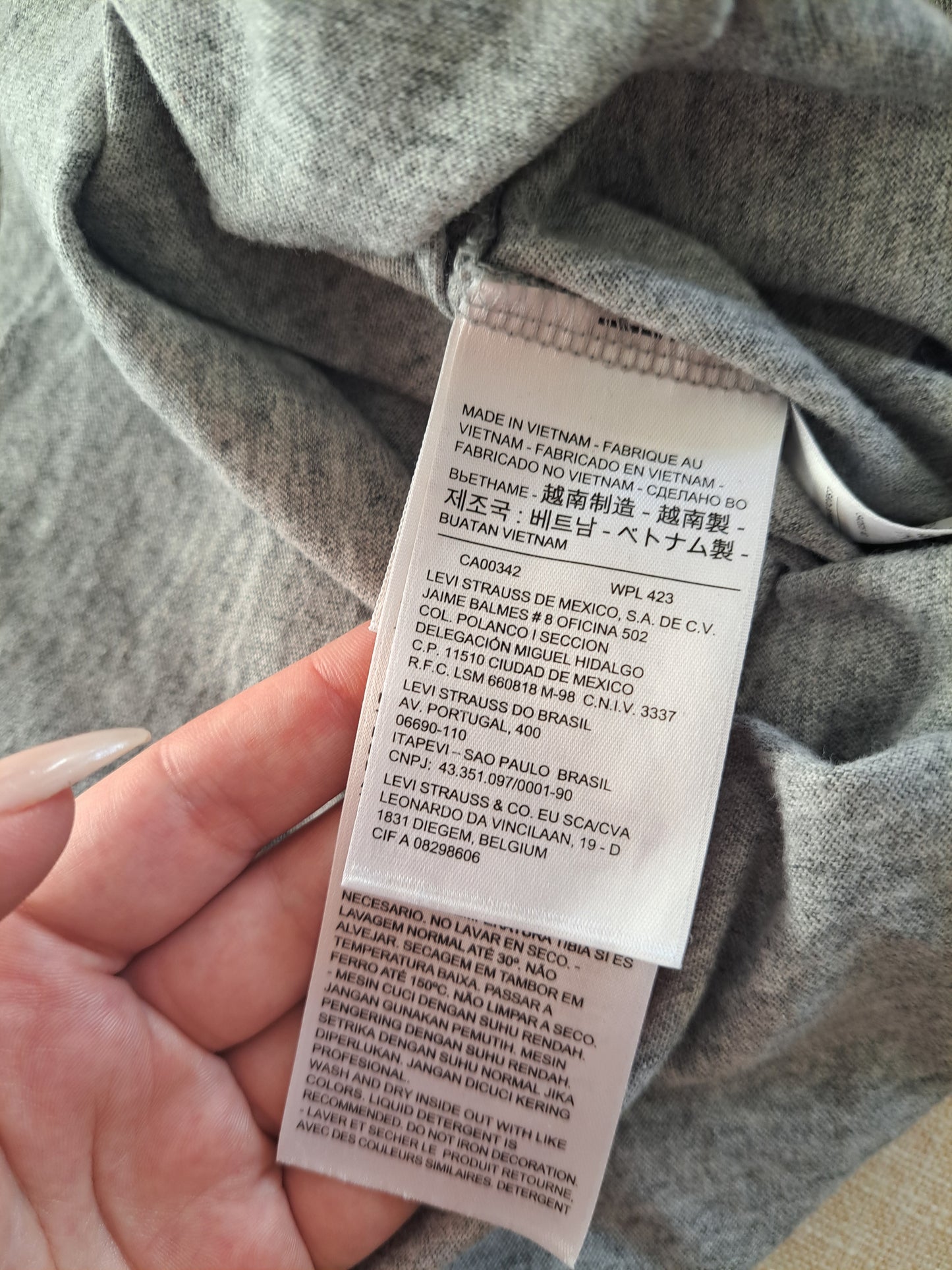 Levi's Grey Logo T-Shirt Women's Casual Graphic Tee Short Sleeve Top