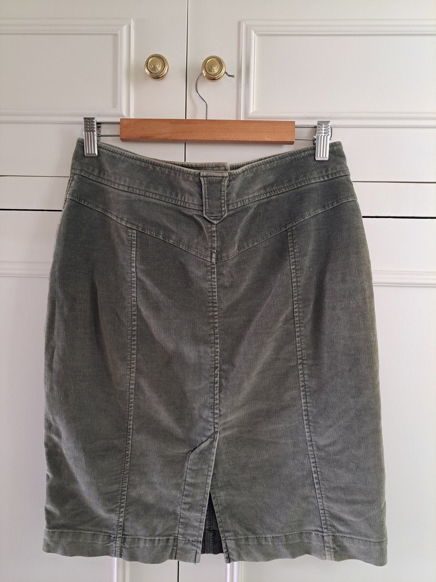 Jaeger Olive Green Corduroy Skirt Size 12 Knee Length Cotton Blend