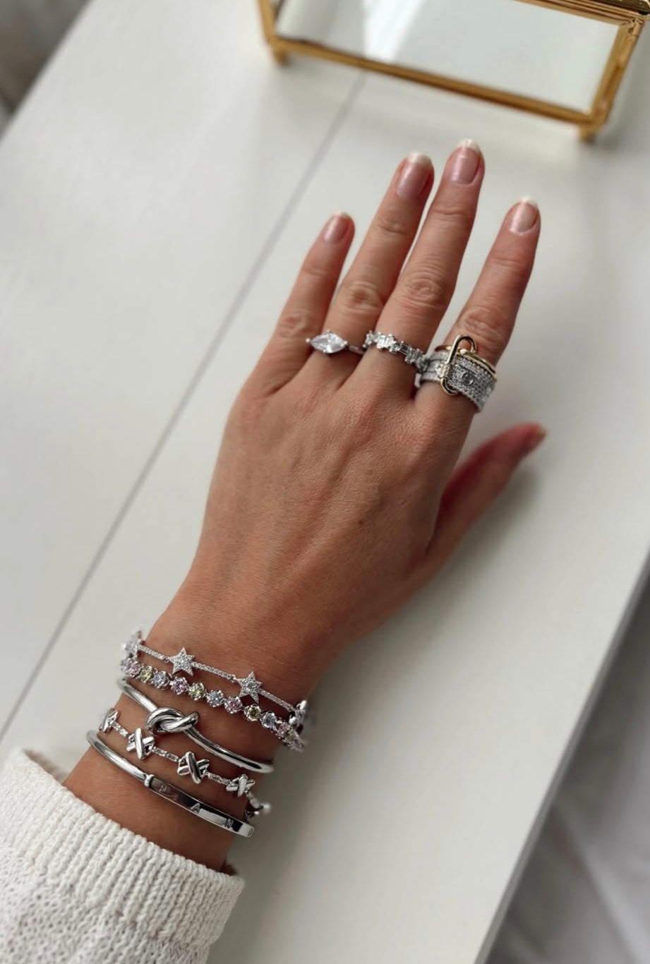 Celestial Star Adjustable Bracelet – Silver Sparkle