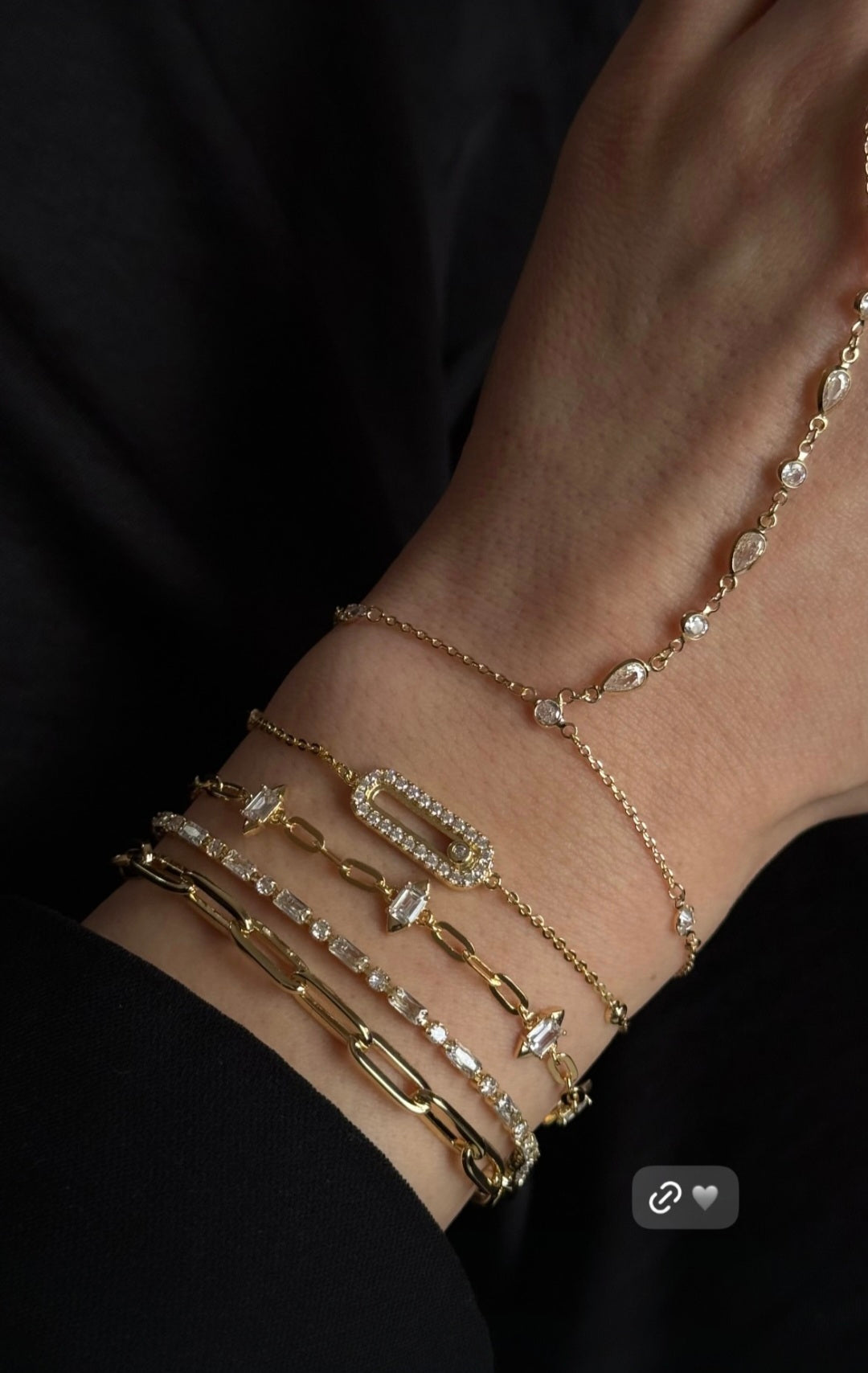 Gold Charm Link Bracelet – Modern Dainty Statement Chain